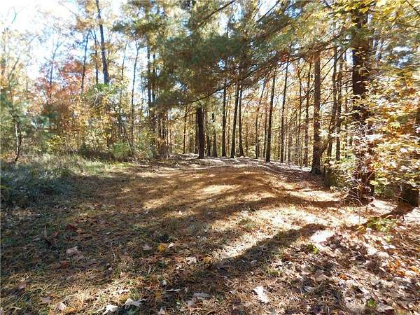 6 Acres of Land for Sale in Salem, South Carolina
