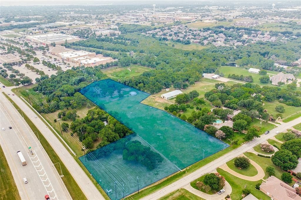 4 Acres of Commercial Land for Sale in Rowlett, Texas