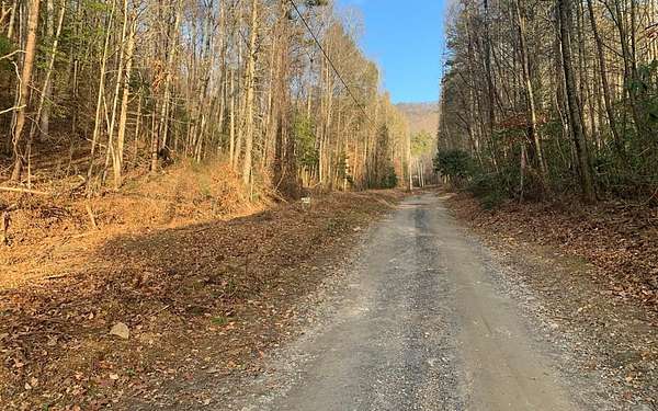 3.77 Acres of Land for Sale in Murphy, North Carolina