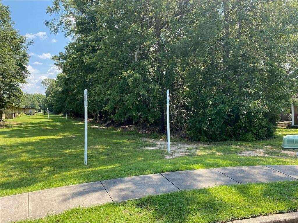 Residential Land for Sale in Satsuma, Alabama