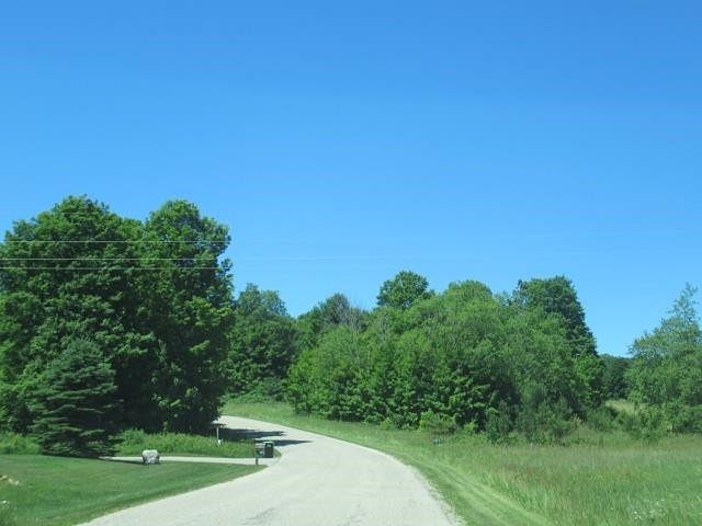 3.2 Acres of Residential Land for Sale in Petoskey, Michigan