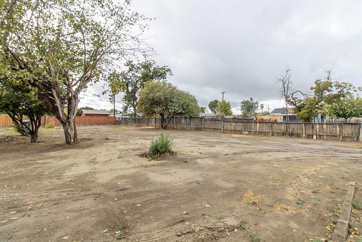 0.16 Acres of Residential Land for Sale in Bakersfield, California