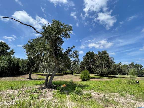 6 Acres of Commercial Land for Sale in Beaufort, South Carolina