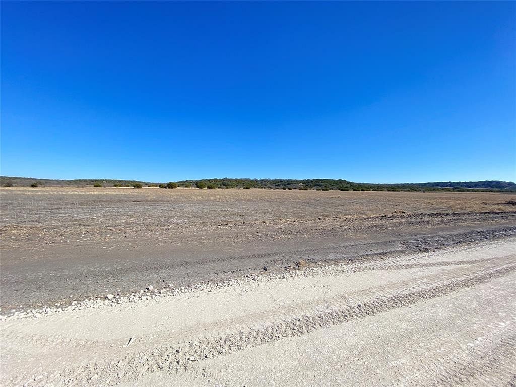 10.188 Acres of Land for Sale in Jonesboro, Texas