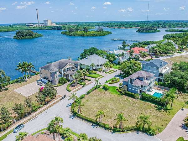 0.22 Acres of Residential Land for Sale in Tarpon Springs, Florida