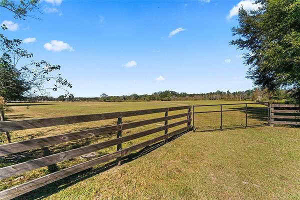 4.85 Acres of Land for Sale in San Antonio, Florida