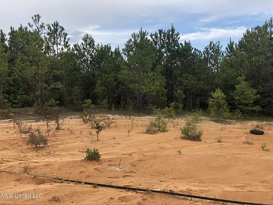 4.5 Acres of Commercial Land for Sale in Wiggins, Mississippi