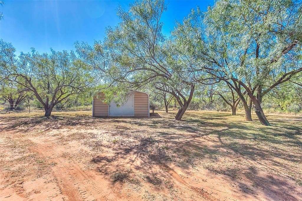 15 Acres of Land with Home for Sale in Bronte, Texas LandSearch