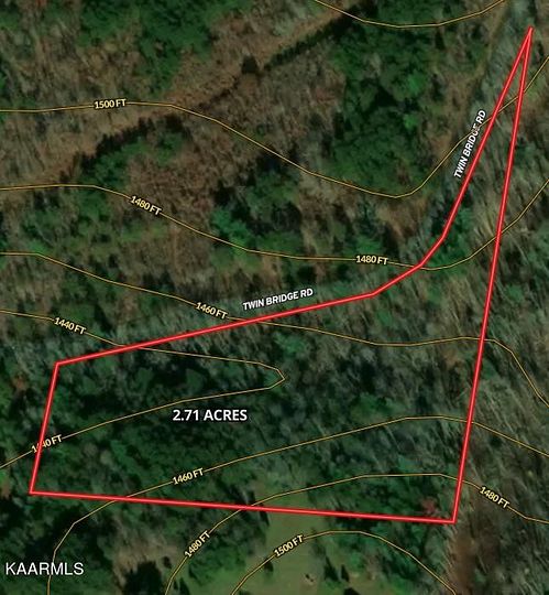 2.7 Acres of Residential Land for Sale in Deer Lodge, Tennessee