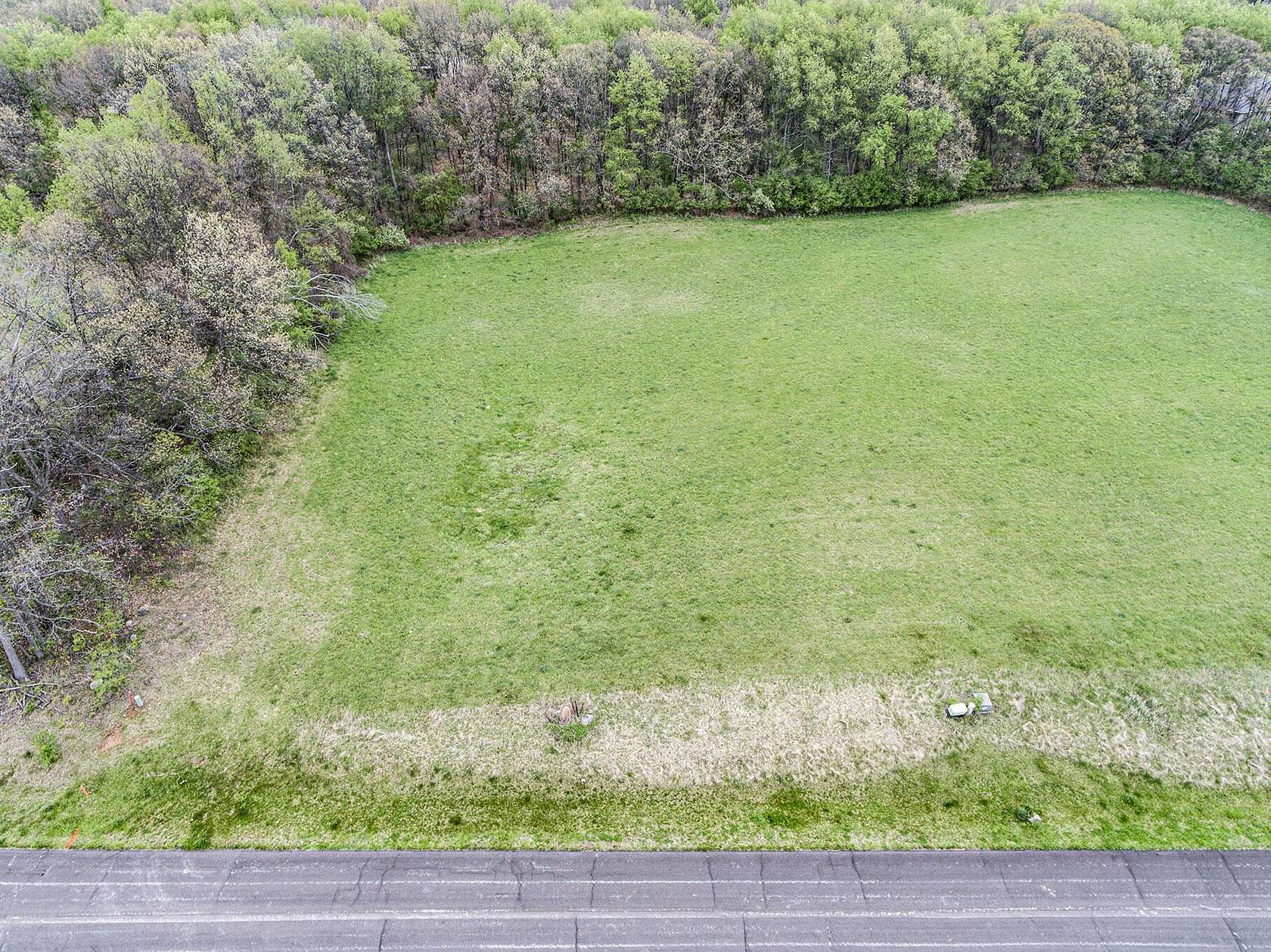 1.33 Acres of Residential Land for Sale in Jackson, Michigan
