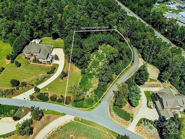 1 Acre of Residential Land for Sale in Asheville, North Carolina