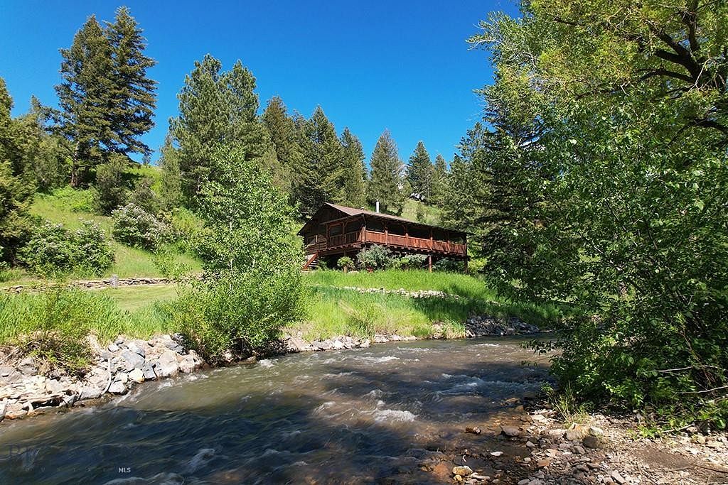172 Acres of Land with Home for Sale in Bozeman, Montana