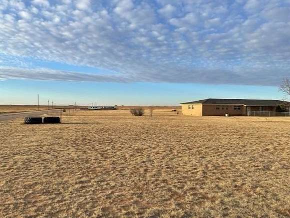 5 Acres of Residential Land with Home for Sale in Lubbock, Texas