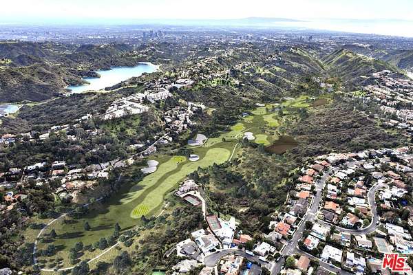 263 Acres of Land for Sale in Bel Air, California