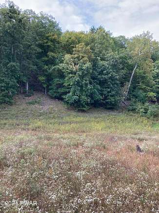 3 Acres of Residential Land for Sale in Milford, Pennsylvania
