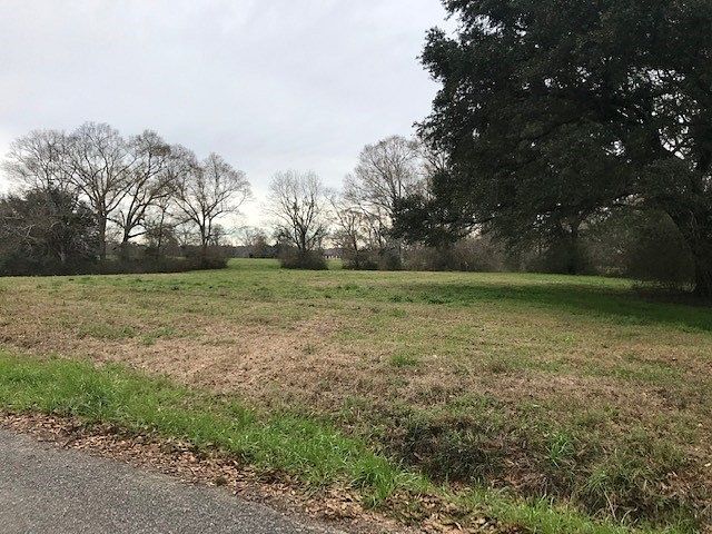 1.04 Acres of Residential Land for Sale in Poplarville, Mississippi