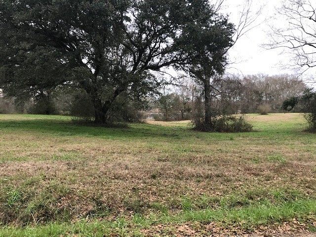1.03 Acres of Residential Land for Sale in Poplarville, Mississippi