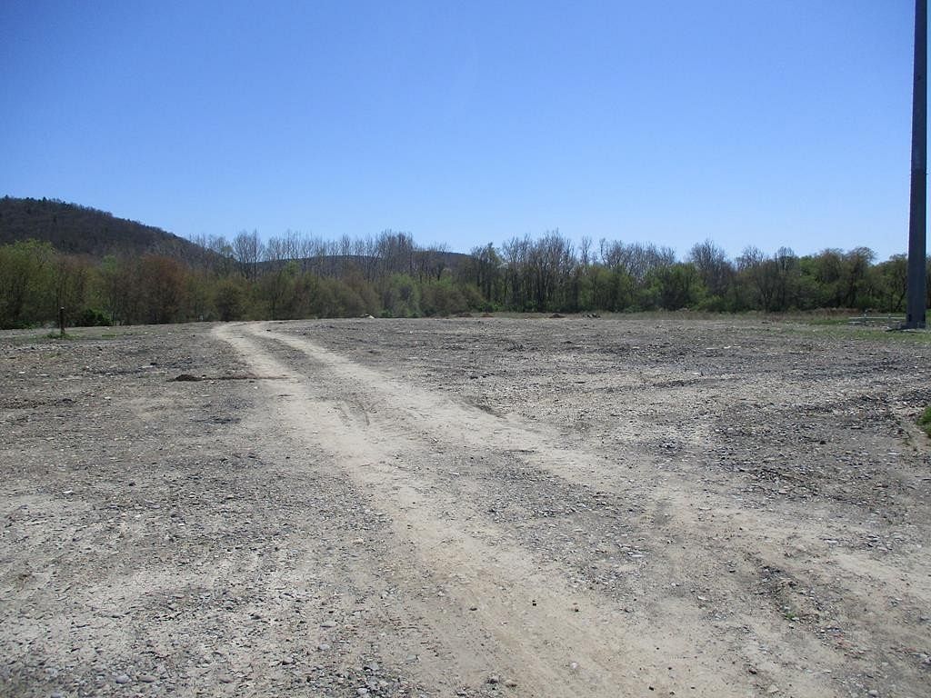 8.9 Acres of Commercial Land for Sale in Horseheads, New York