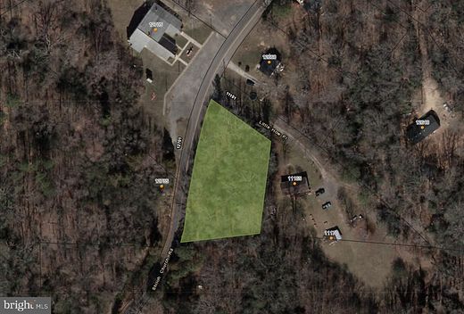 0.88 Acres of Residential Land for Sale in Newburg, Maryland