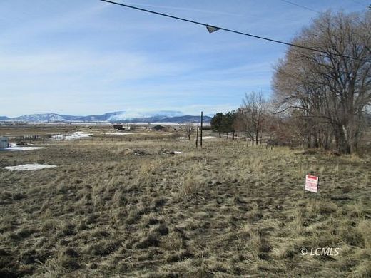 2.5 Acres of Commercial Land for Sale in Lakeview, Oregon