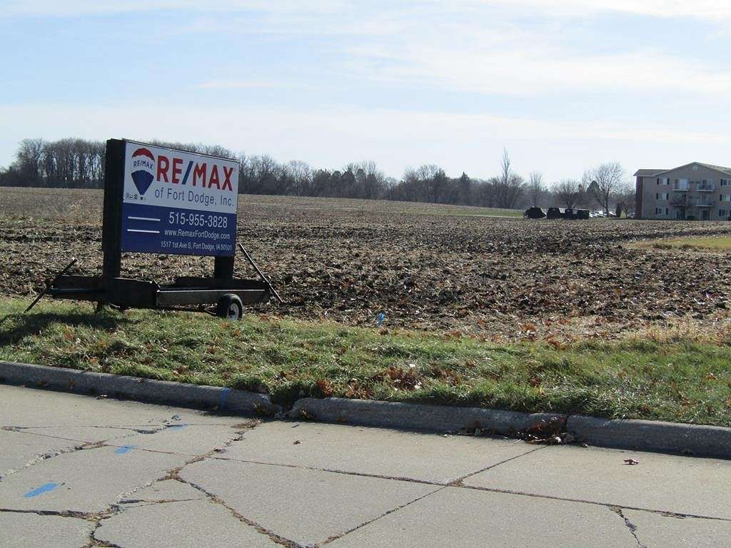 2.6 Acres of Residential Land for Sale in Fort Dodge, Iowa
