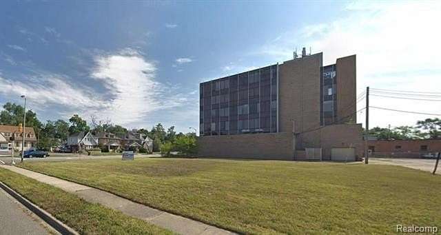 0.45 Acres of Commercial Land for Sale in Pontiac, Michigan