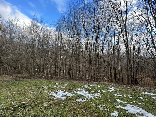 1.7 Acres of Residential Land for Sale in London, Kentucky