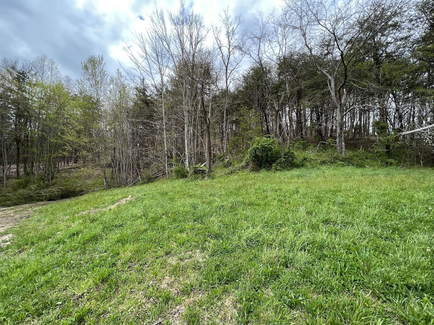 0.69 Acres of Residential Land for Sale in London, Kentucky