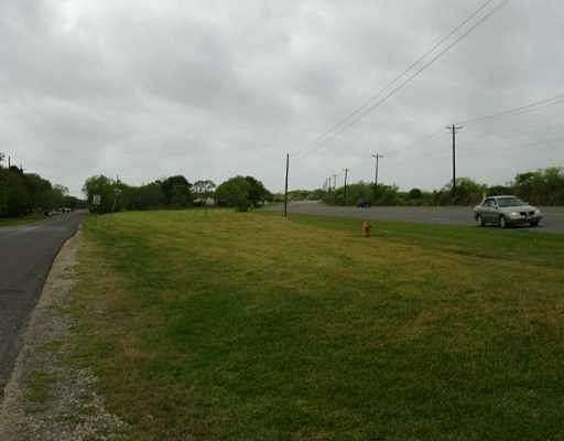 0.5 Acres of Mixed-Use Land for Sale in Ingleside, Texas
