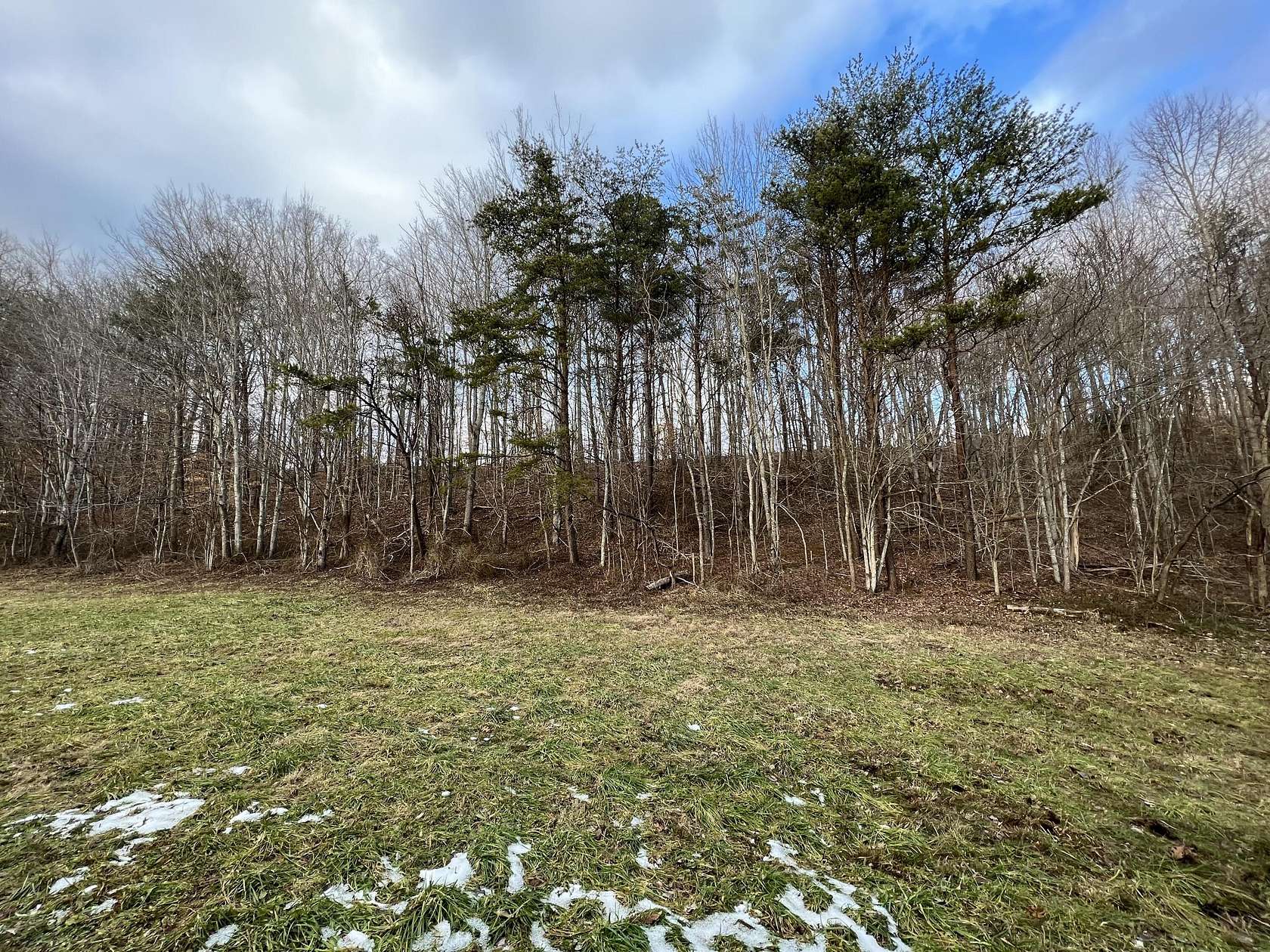 0.88 Acres of Residential Land for Sale in London, Kentucky