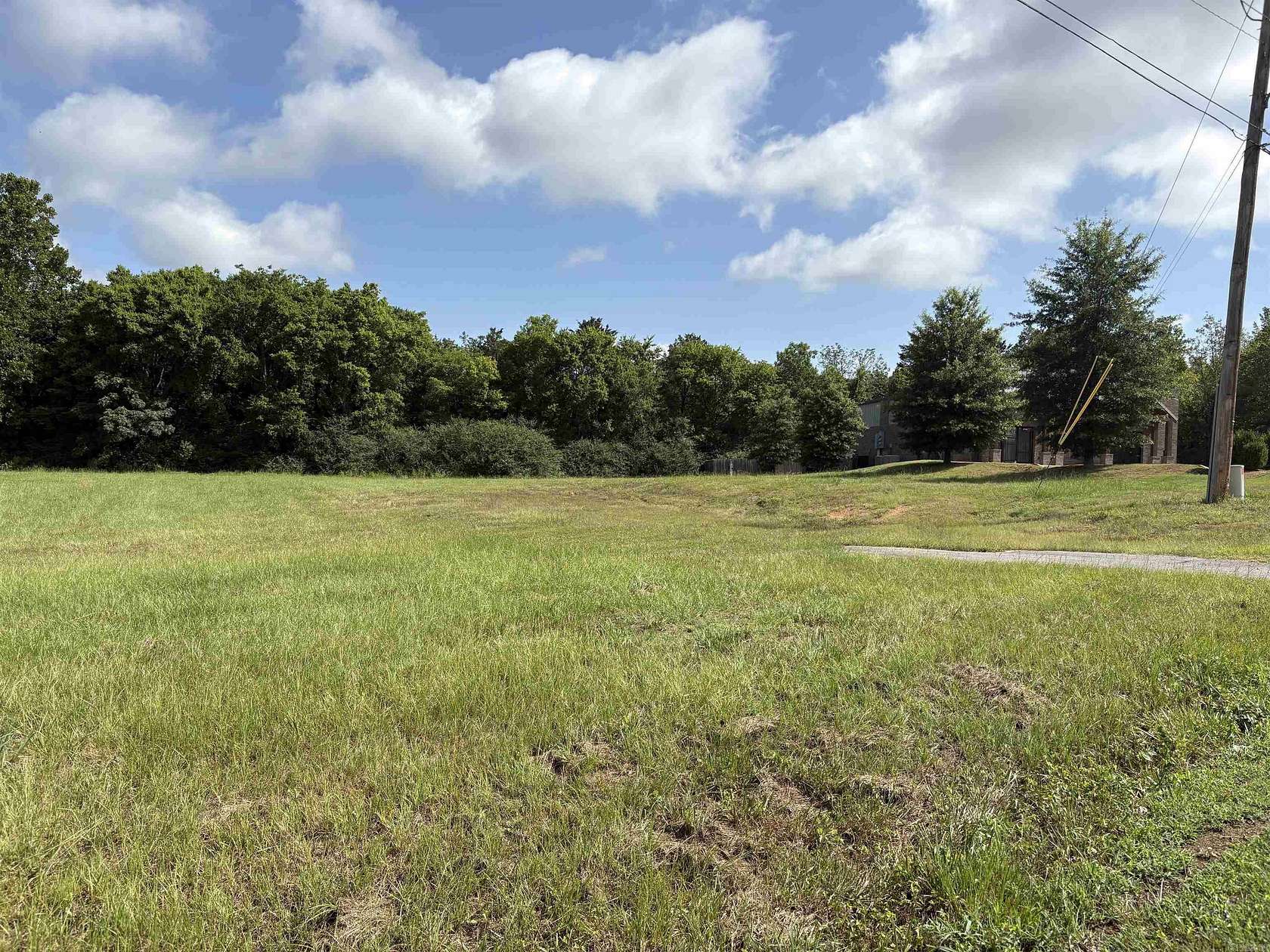 1.12 Acres of Commercial Land for Sale in Conway, Arkansas