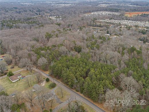 22.4 Acres of Improved Mixed-Use Land for Sale in Charlotte, North Carolina