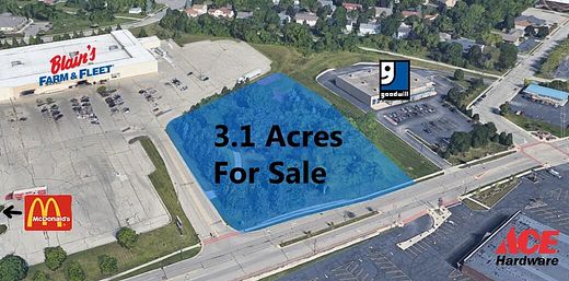 3.1 Acres of Improved Commercial Land for Sale in Grafton, Wisconsin