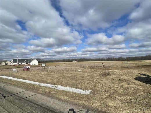 1.2 Acres of Residential Land for Sale in Adrian, Michigan
