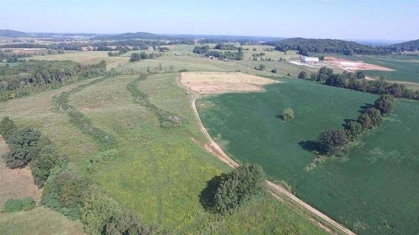 64 Acres of Land for Sale in Somerset, Kentucky