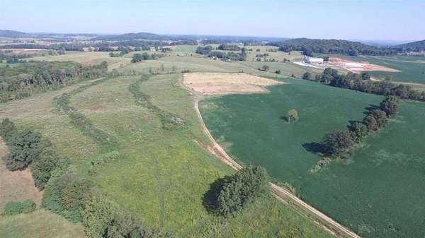 64 Acres of Land for Sale in Somerset, Kentucky