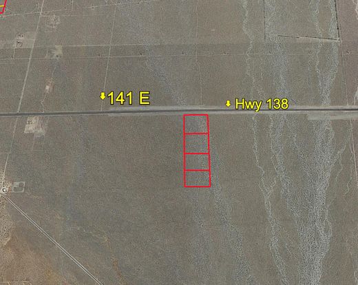 34.6 Acres of Land for Sale in Pearblossom, California