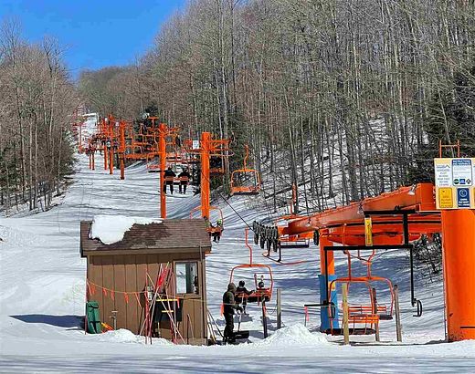 0.66 Acres of Residential Land for Sale in Harbor Springs, Michigan