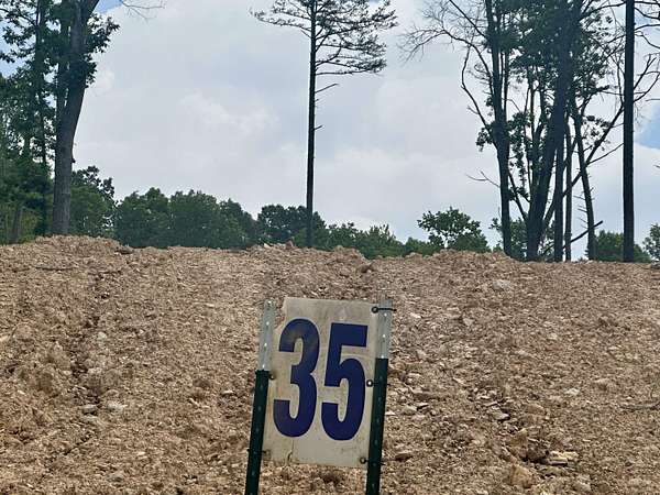 0.5 Acres of Residential Land for Sale in Corbin, Kentucky