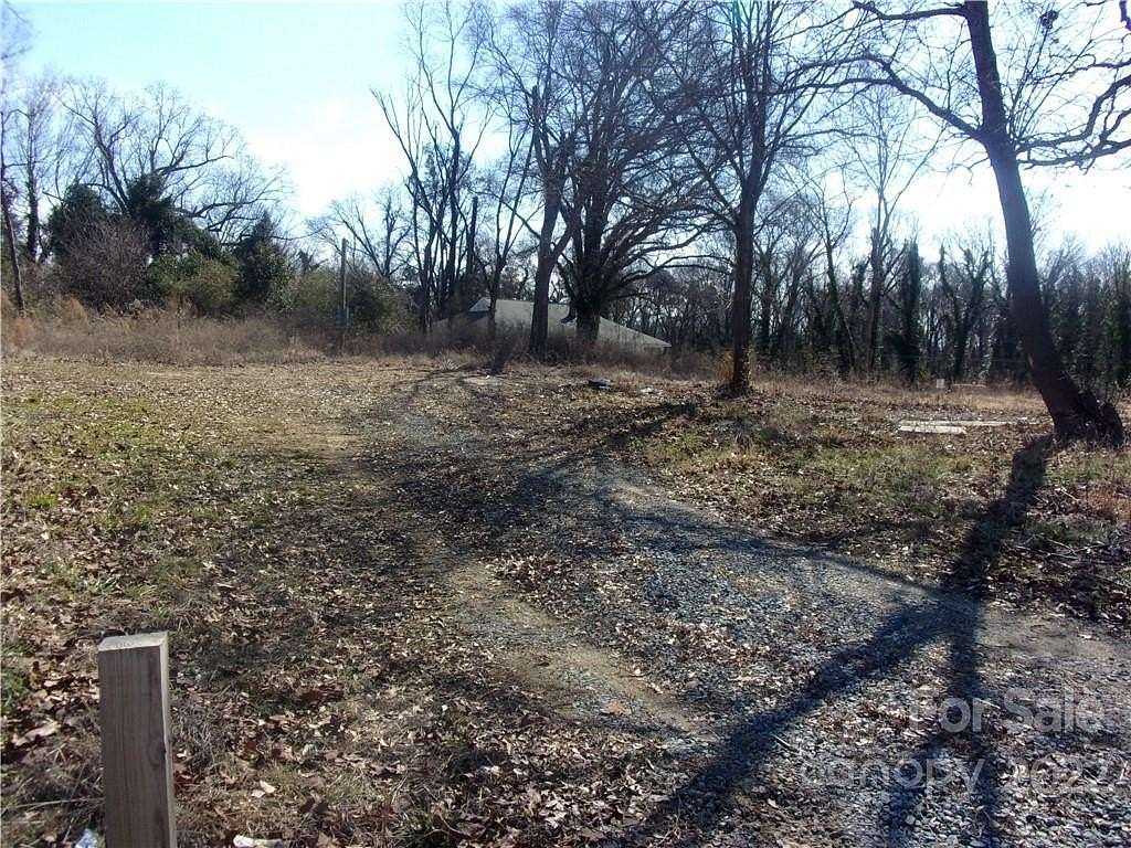 0.75 Acres of Commercial Land for Sale in Charlotte, North Carolina