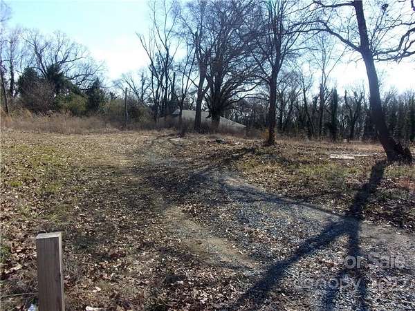 0.75 Acres of Commercial Land for Sale in Charlotte, North Carolina