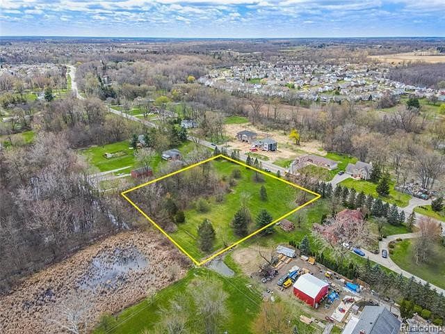 2.4 Acres of Residential Land for Sale in Ypsilanti, Michigan