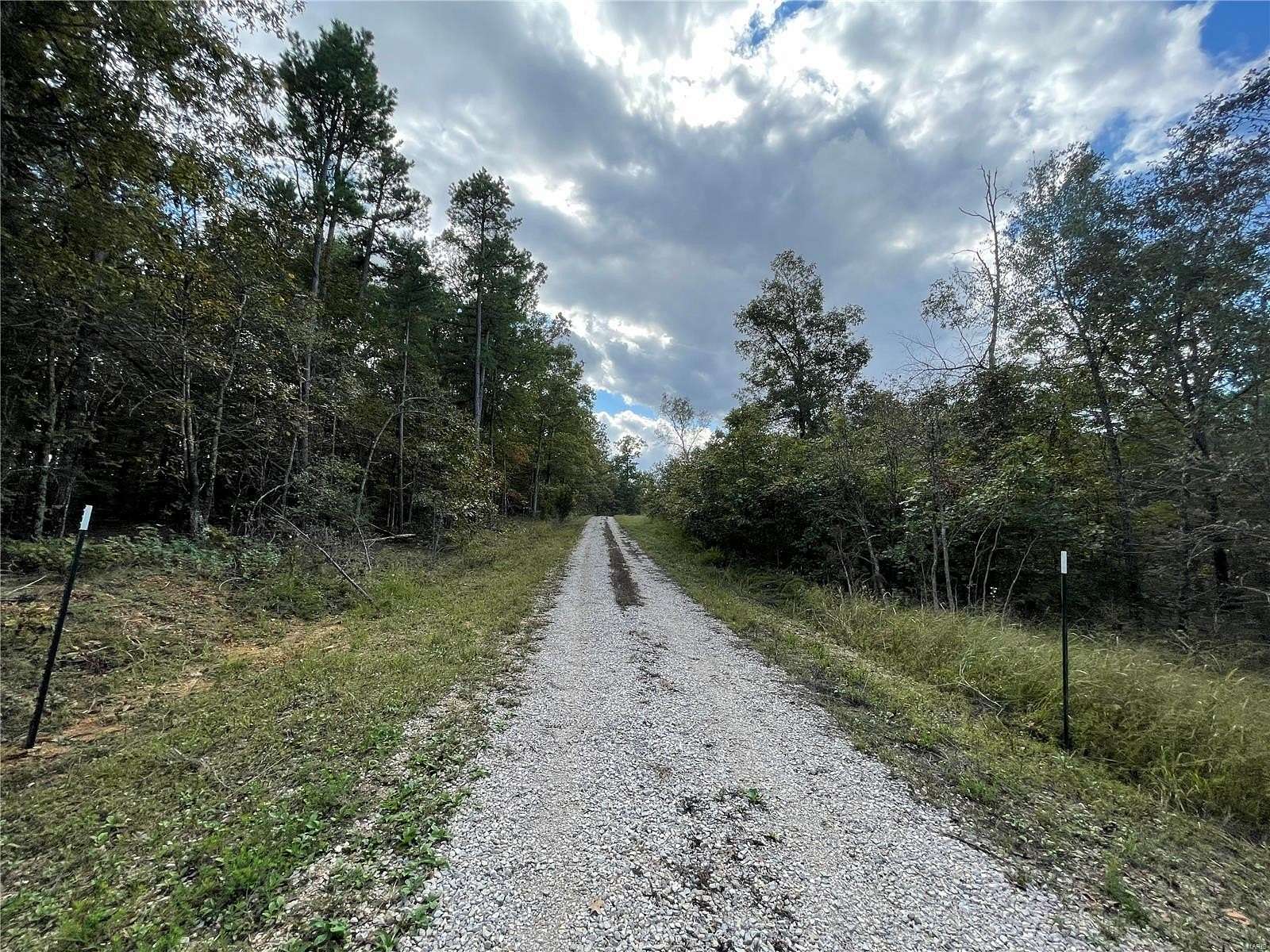 5 Acres of Residential Land for Sale in Poplar Bluff, Missouri