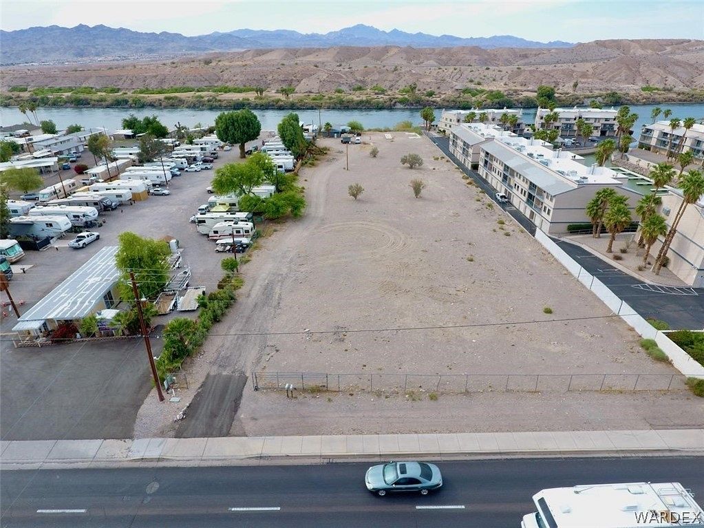 2.3 Acres of Mixed-Use Land for Sale in Bullhead City, Arizona