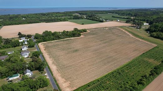 23 Acres of Agricultural Land for Sale in Townsend, Virginia