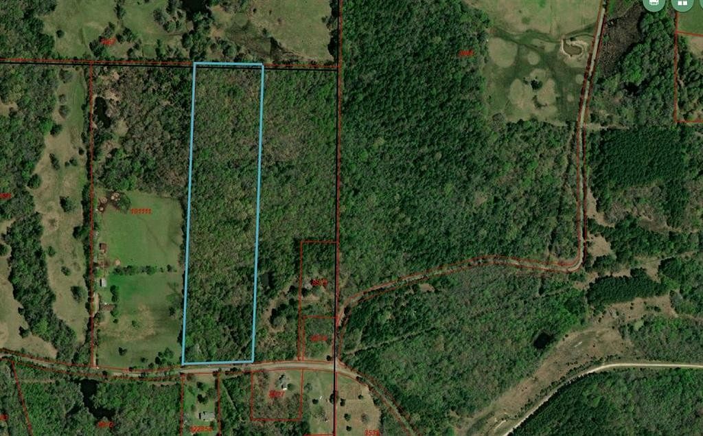 16.3 Acres of Land for Sale in Mount Pleasant, Texas