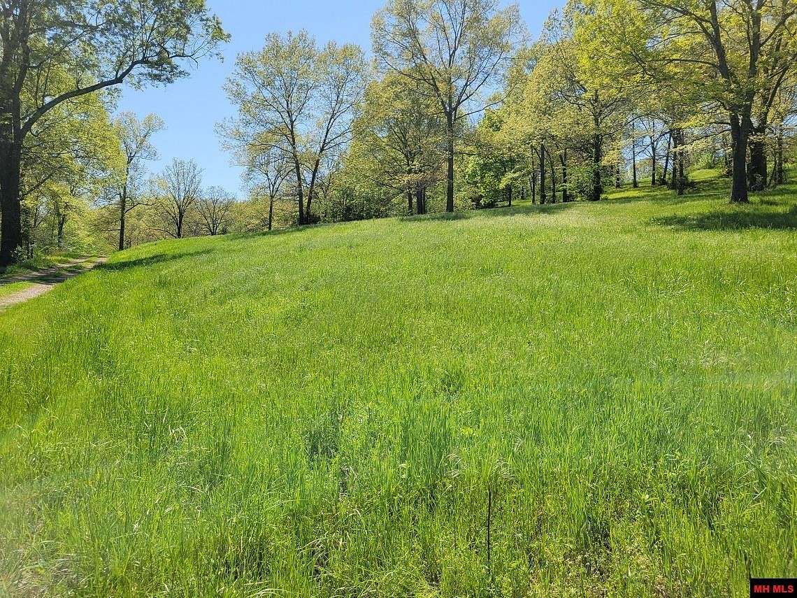 1.5 Acres of Land for Sale in Flippin, Arkansas