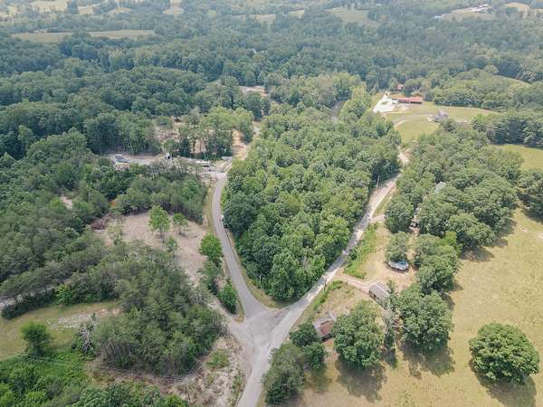 1.18 Acres of Land for Sale in Irvine, Kentucky