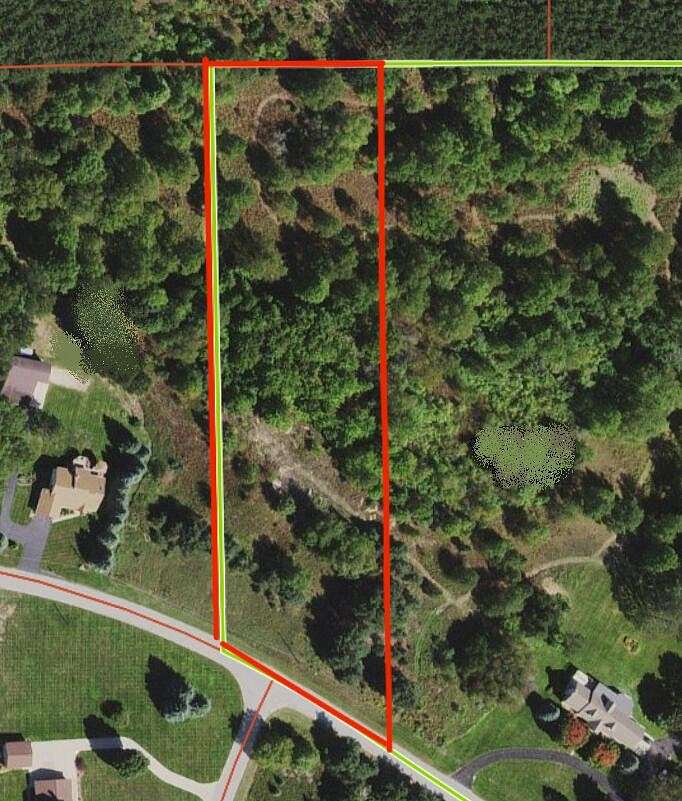 3 Acres of Residential Land for Sale in Cadillac, Michigan