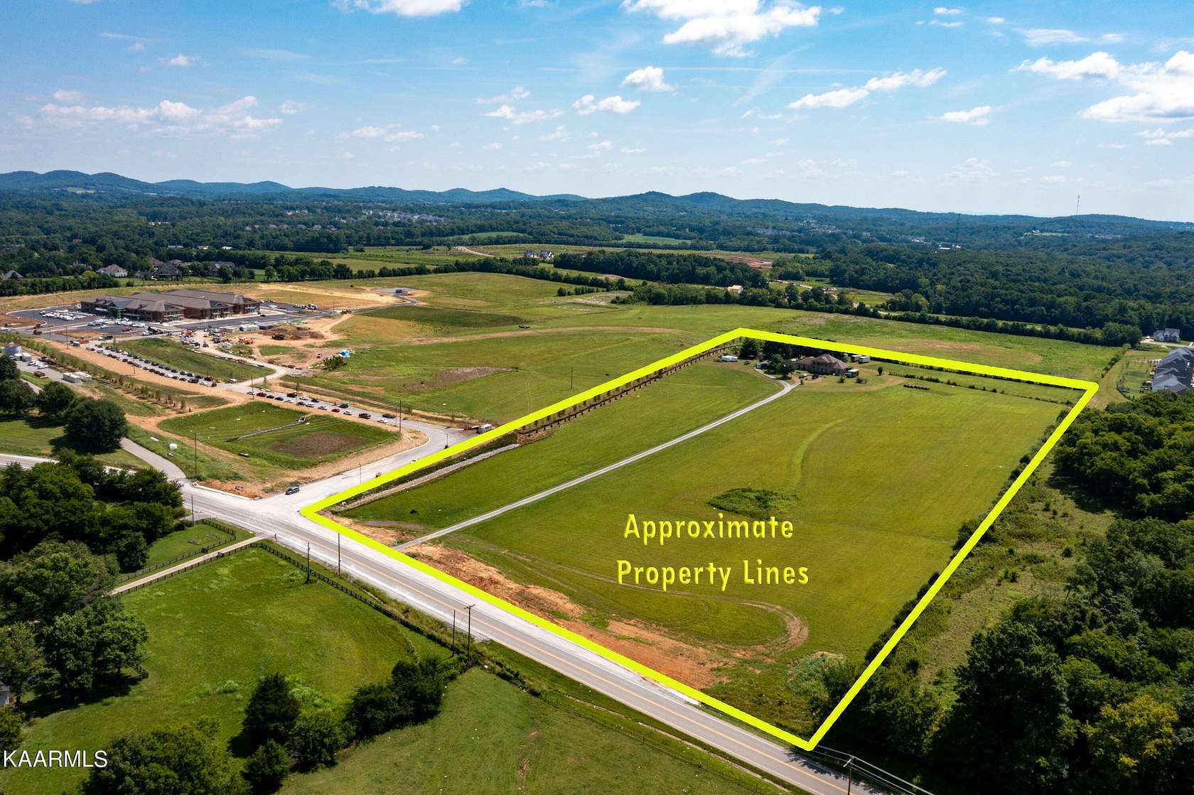 26.8 Acres of Land with Home for Sale in Arrington, Tennessee